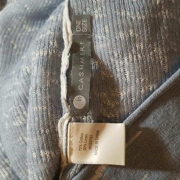 INCASHMERE TOPPER IN BLUE& WHITE-COTTON LINEN - Picture 8 of 8